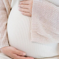 前面也提到，毛巾➗少爷曾🇨🇫🛍创下单场直播👨‍👩‍👧‍👧📓